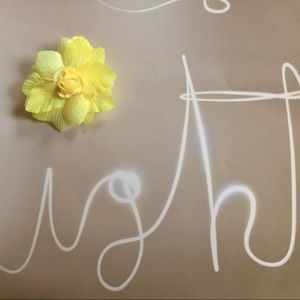 Flower Hair Clip < FREE